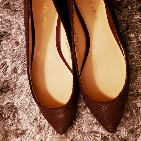 New Nine West leather flats - Picture 2 of 3